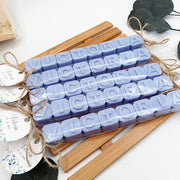 Recuerdo de bautizo de nombres de jabón artesanos