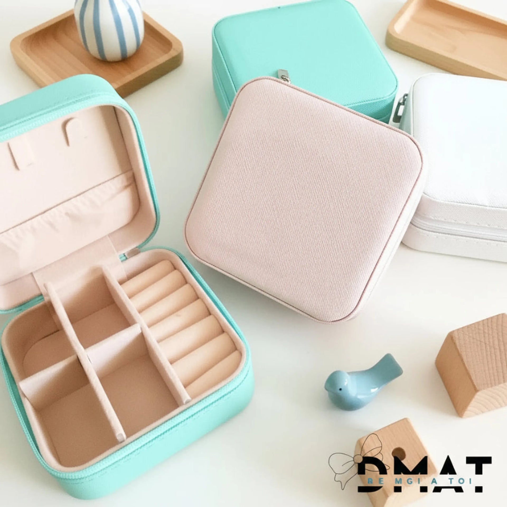 Joyero portátil turquesa personalizado con nombre – De moi à toi
