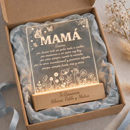 Lámpara personalizada para mamá con frase dedictaoria grabada a láser