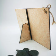 marco de fotos hecho a mano con corazón y nombres – regalo romántico de aniversario