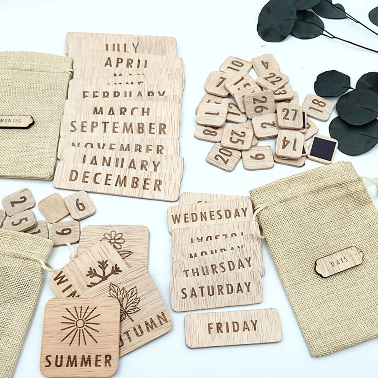 Calendario Montessori personalizado en madera — idea de regalo para fin de curso