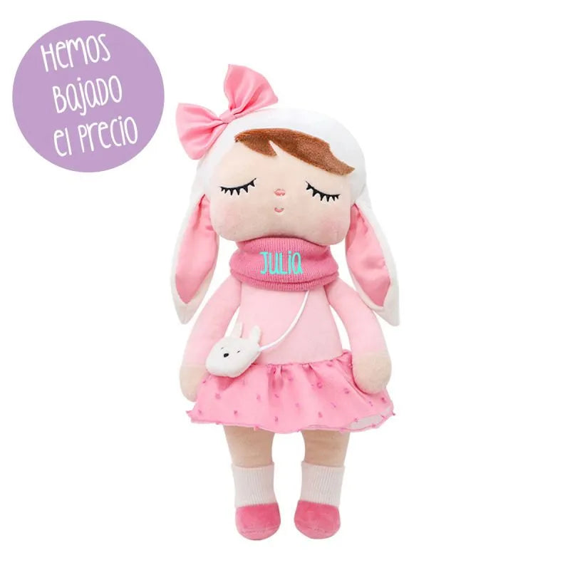 Muñeco personalizado con nombre bordado, regalo original para bebé.