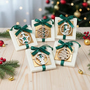 Detalle de navidad Estuche de 4 napolitanas con colgante navideño de madera