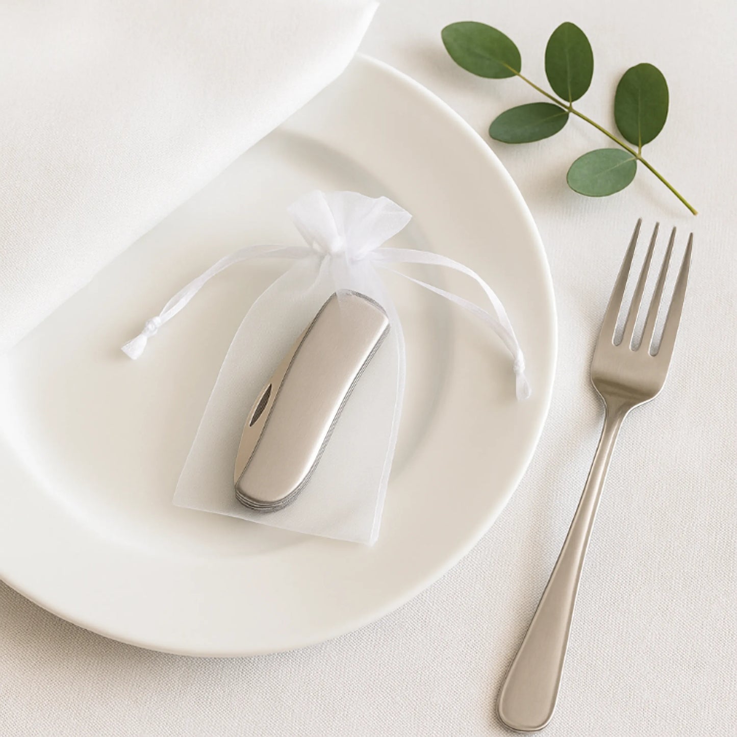 Navaja en acero inox con bloqueo de seguridad para eventos