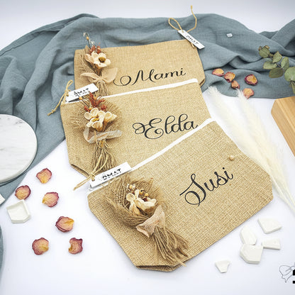 Neceser natural con nombre personalizado para regalar a mujer