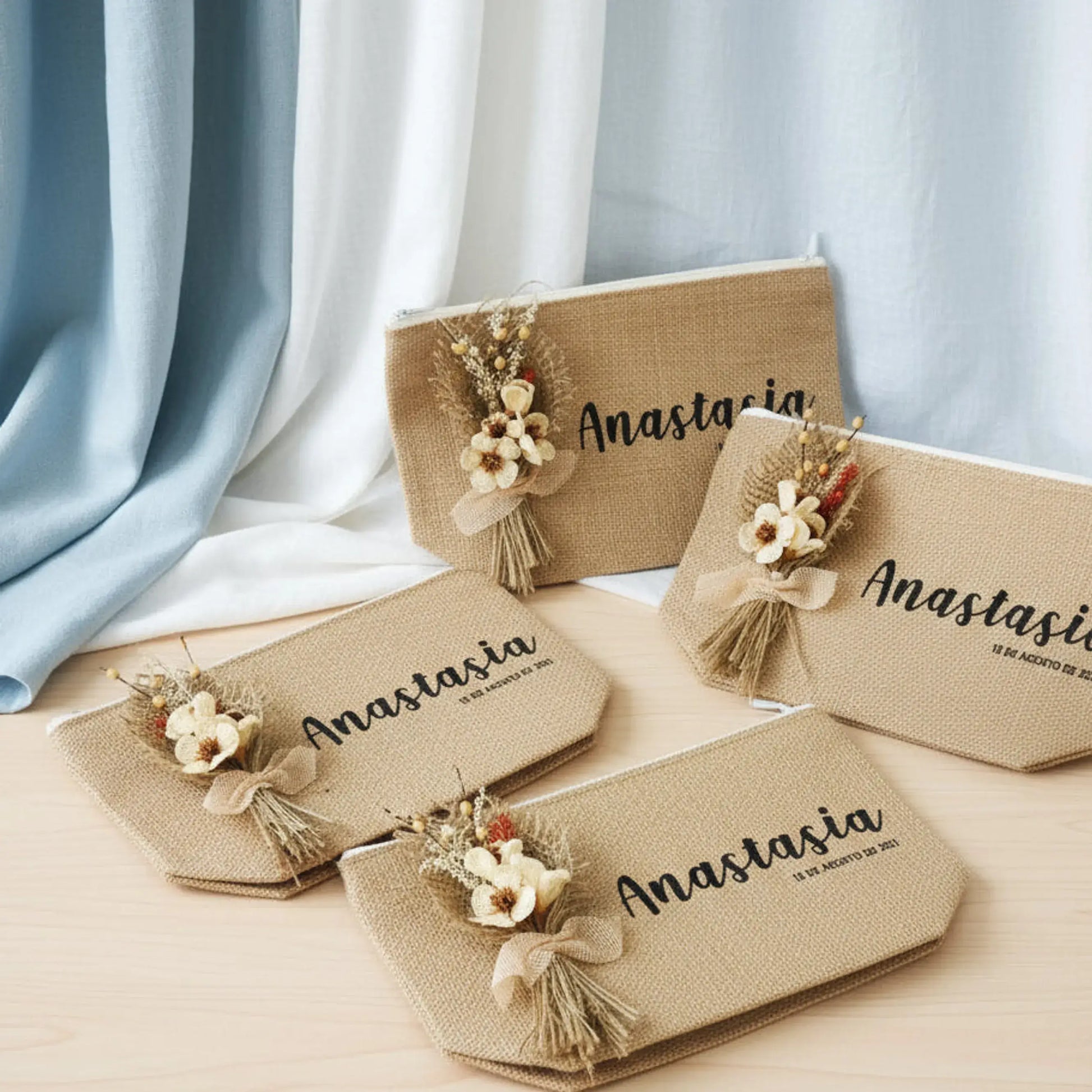 Neceser natural personalizado con nombre como regalo original para mujer