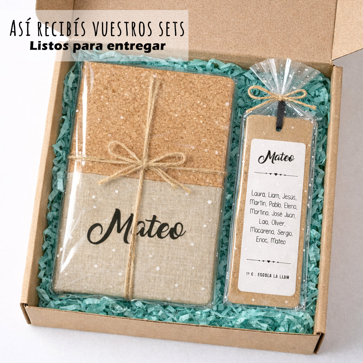 cuaderno personalizado de corcho presentado en caja regalo con viruta turquesa y marcapáginas personalizado