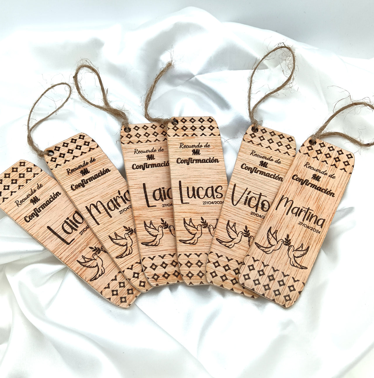 Recordatorio marcapáginas de madera personalizado Comunión