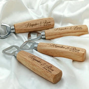 Abridor de madera grabado a laser como regalo de boda - de moi a toi