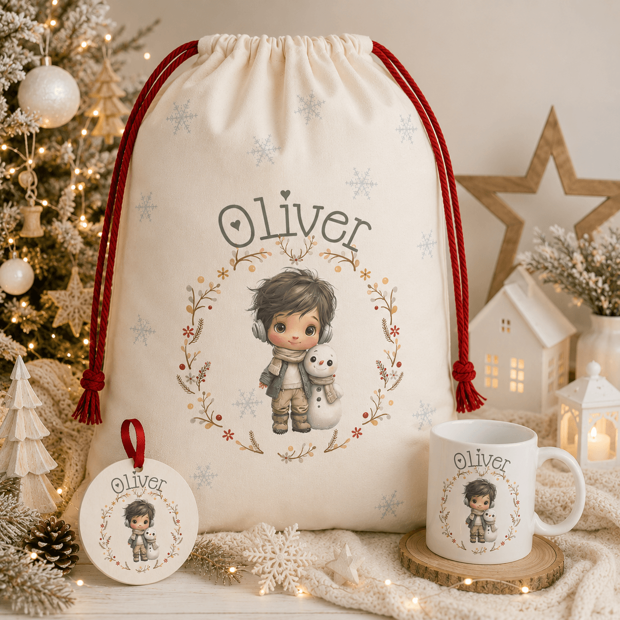 Saco de Navidad extragrande, taza y bola de madera personalizados con ilustración de niño y nombre, pack regalo Navidad infantil