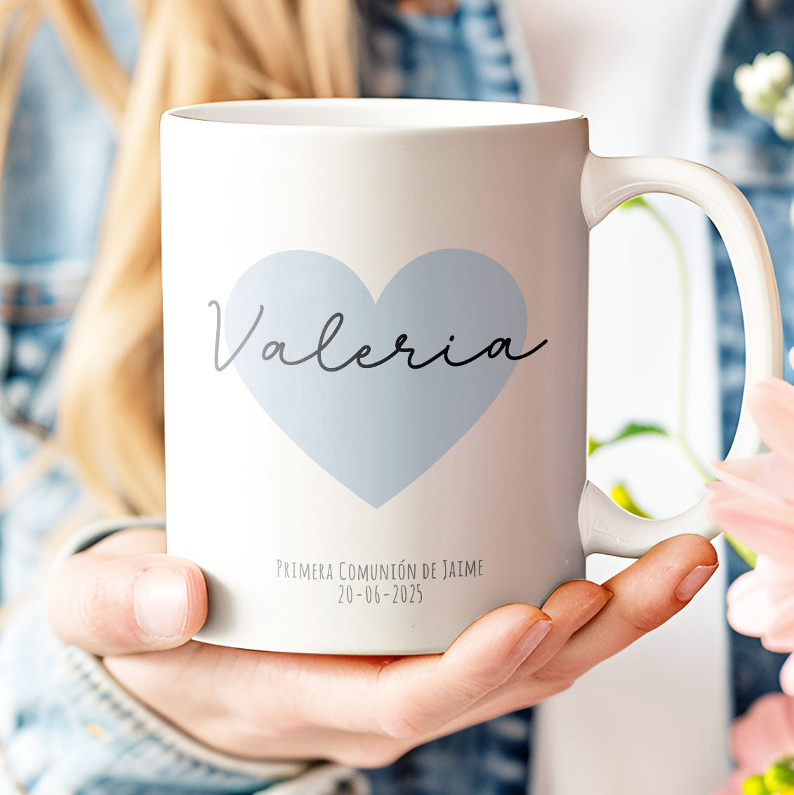 taza personalizada con corazón y nombre – regalo original para celebraciones