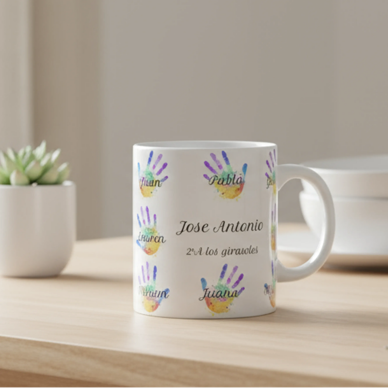 taza con huellas de colores – regalo de agradecimiento para equipos o docentes