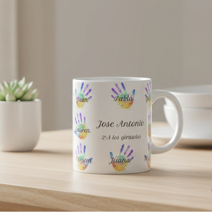 taza con huellas de colores – regalo de agradecimiento para equipos o docentes