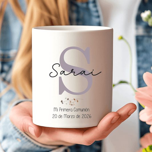 Taza personalizada de comunión con inicial para invitados diseño unisex
