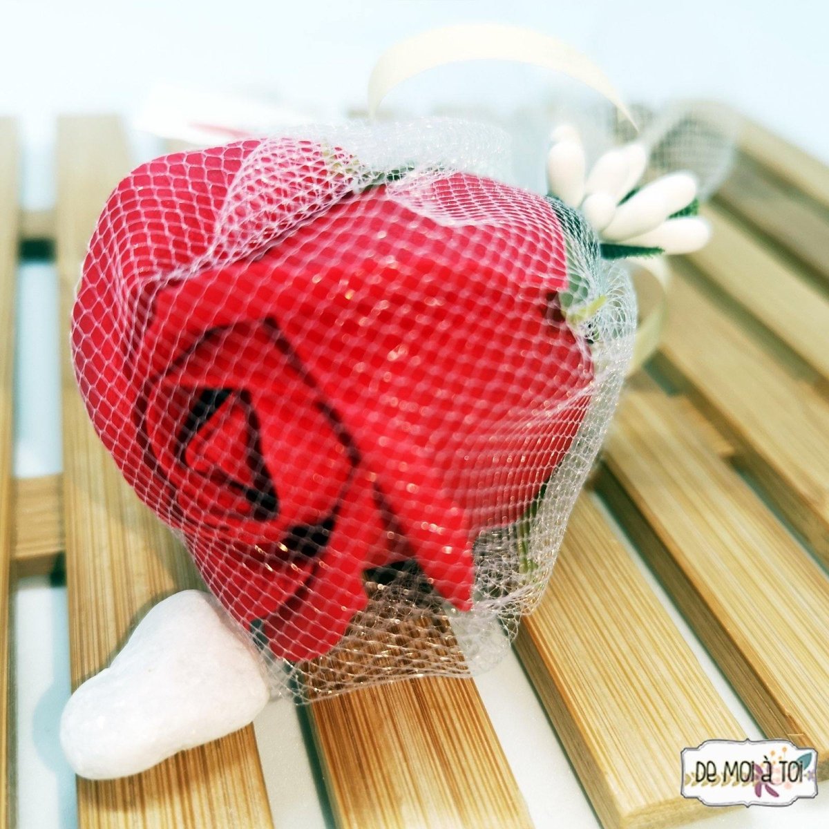 Rosa eterna de jabón - Envuelta en tul - Regalo original personalizado - DE MOI À TOI